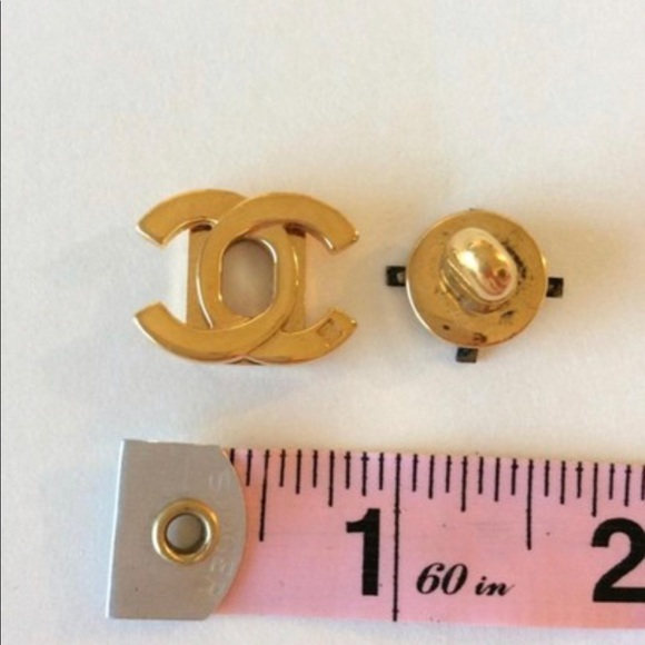 COPY - ISO Chanel CC interlocking mechanism hardw… - Picture 2 of 3